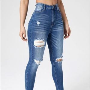 Ripped skinny blue jeans
